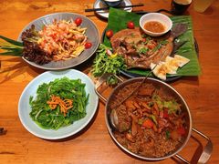-老滇山寨•云南特色菜•地方菜•民族风情歌舞表演(金碧店)