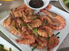 -覃记海鲜美食餐厅