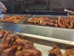 -老鼎万春卤菜(五代传承创始老店)
