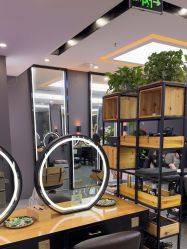 -藤野造型烫染·漂发