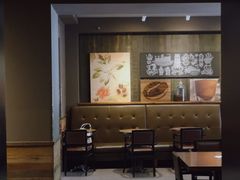 大堂-星巴克(天津五大道店)