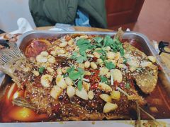 香辣烤鱼-溢心园香河肉饼总店