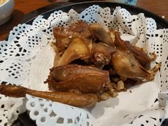 沙姜盐焗乳鸽-黄但记老店·陈村粉食府