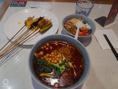 -芙蓉巷成都名小吃(丹尼斯2天地店)