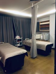 -小颜秘家·韩国整骨