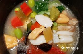 Three-color Millet Noodles in Bone Broth