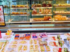 -巴黎贝甜(大宁国际商业广场店)