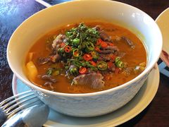 酸汤雪花肥牛-杭州西子湖四季酒店·金沙厅