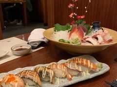-由紀日本料理·炭火燒肉