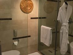 -青岛海尔洲际酒店