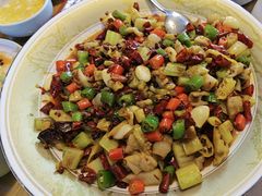 -严记小天府酸菜鱼(西四路店)