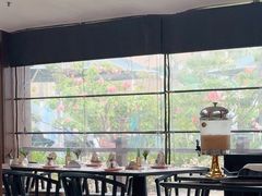 -Sunset Bar(丹绒亚路香格里拉店)