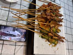 -狮龙啤酒烧烤屋(建二路店)