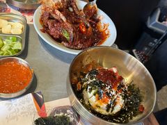 -草家酱蟹炭火烤肉店(珲春南路一店)