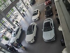 -奔驰上海利星(七宝店)