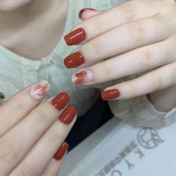 -HUII NAIL绘京美甲美睫会馆