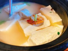 红菇鸡汤炖盐卤豆腐-临家闽南菜(宝洲路店)