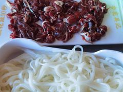 -官塘陈记鱼生·潮汕砂锅粥·牛肉火锅(潮枫路总店)