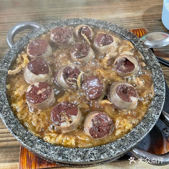 田勇石板饭盖浇饭