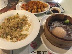 -新大咀港式茶餐厅(宝山万达店)