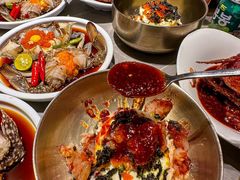 -草家酱蟹炭火烤肉店(珲春南路一店)