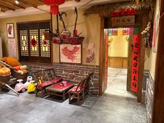 -鱼满舱·鲜活海鲜·正宗鲁菜