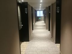 -如家精选酒店(上海思南路淮海中路地铁站店)