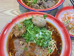 -刘二姐襄阳牛肉面(鸟巢店)