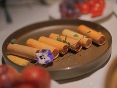 鲜虾水果春卷-肴约·花园式餐厅(湖里店)
