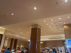 -亚龙湾希尔顿自助餐厅·海鲜·烧烤·沙滩BBQ·现场乐队