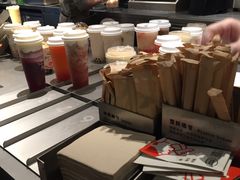 -喜茶(上海兴业太古汇店)