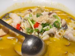 -蜜桃餐厅·伴山(湖滨商业街店)