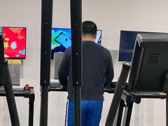 -发条鸭无人健身房(静安胶州路店)