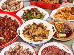 -老鼎万春卤菜(五代传承创始老店)