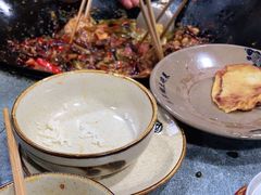 -咊记茅草棚柴火鸡(乌当店)