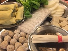 -月圆火锅(宁海东路二店)