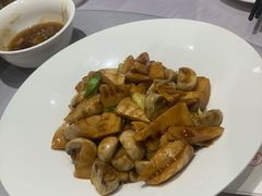 春笋烧口蘑-京味斋·北京烤鸭(北京南站洋桥店)