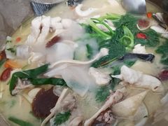 -姚记抚仙湖石锅鱼庄