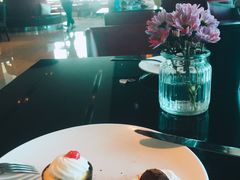 -上海龙之梦万丽酒店