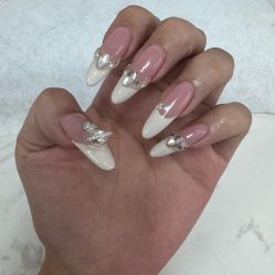 -尤米一站式美甲美睫