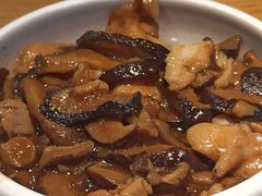 香菇滑鸡饭-72街红烧排骨饭(海珠丽影广场店)