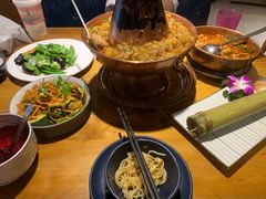 -觅山云南菜(泊富ICITY店)