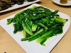 生炒油麦菜-观山美厨·精致粤菜(西樵店)