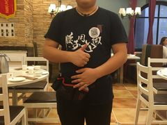 -闫府私房菜(经四路万达店)