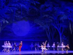 -交通银行前滩31演艺中心