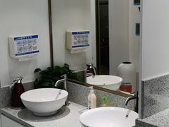 -美可普口腔医院(东街分店)
