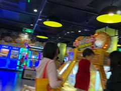 -反斗乐园π·电玩·高空拓展·蹦床(龙华天虹店)
