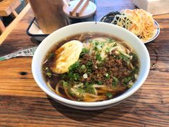 原味酱汁面-聚合鑫东北熏酱熟食麻辣面(长阳店)