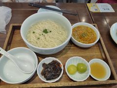 -蟹上黄·蟹黄面·江南糖水(人民广场店)