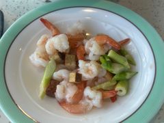 -巧克力渔家.小船海鲜胶东菜(万平口店)